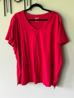 Maurices Raspberry Red v Neck Tee Size 2x